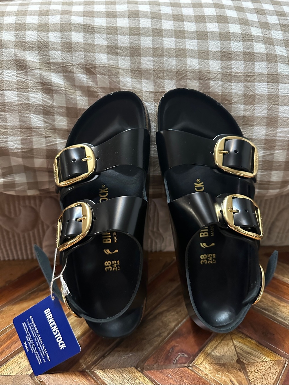 Birkenstock HIGH gloss Black Sandals with Gold Big Buckles - Picture 3 of 5
